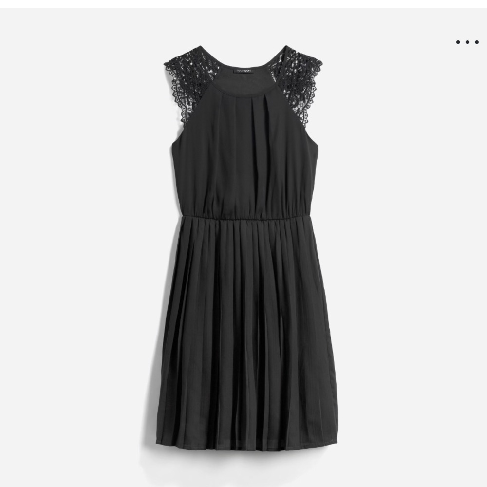 Papermoon black dress size XL